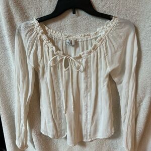 Hollister Off-white Gathered Tie Blouse